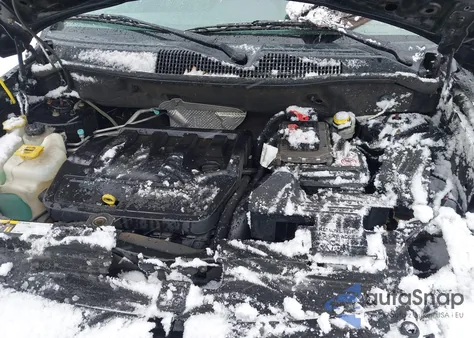 2016 Jeep Compass Sport z USA, uszkodzony, nr VIN 1C4NJDBB2GD733209